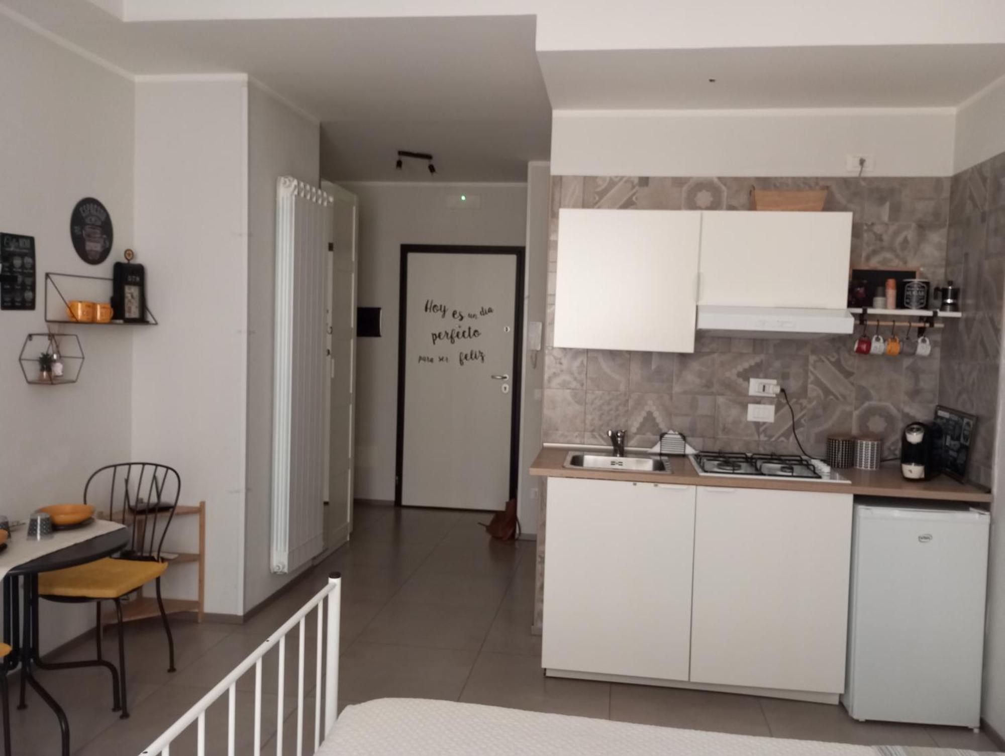 Holidaystudio Appartamento In Centro Салерно Екстер'єр фото